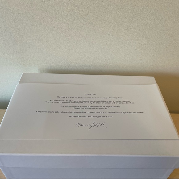 Manolo Blahnik Hangisi 70 Black Satin Jewel Pumps Size 42.5 EU/ 11 US - Picture 9 of 10